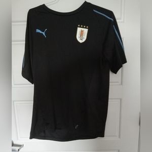 Puma soccer shirt size extra large
